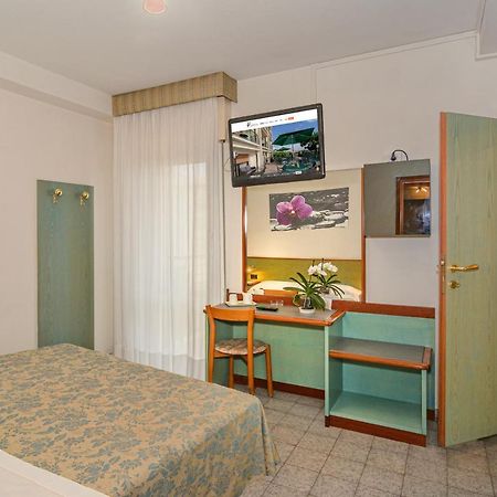 Hotel Paris Lido di Camaiore Eksteriør bilde