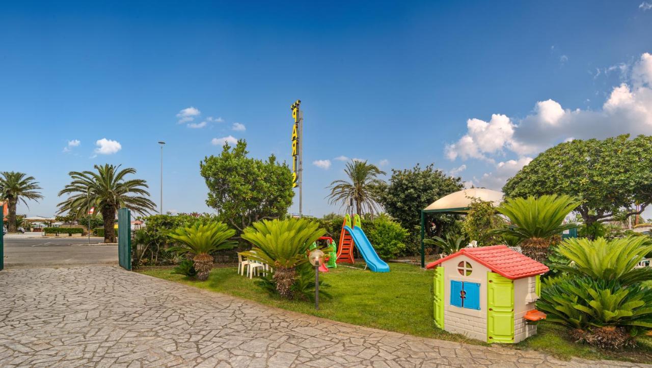 Hotel Paris Lido di Camaiore Eksteriør bilde