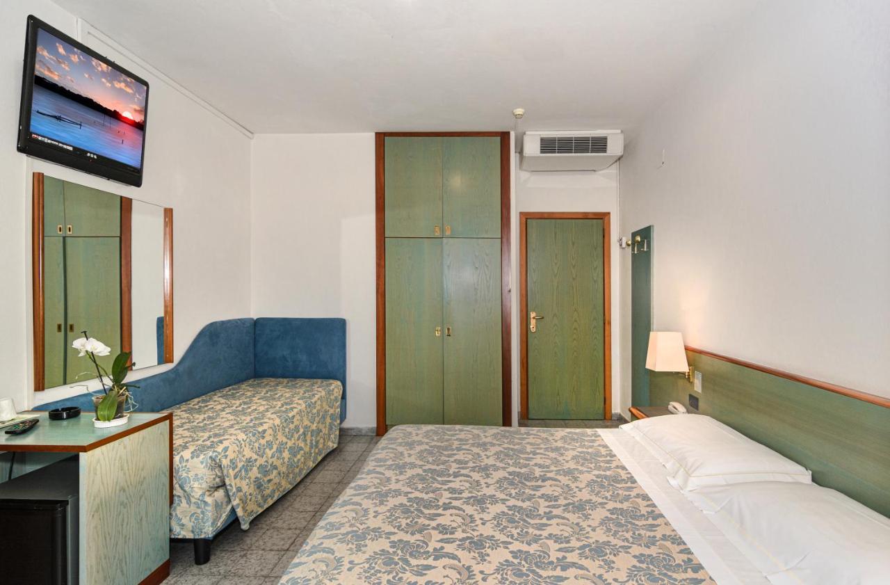 Hotel Paris Lido di Camaiore Eksteriør bilde