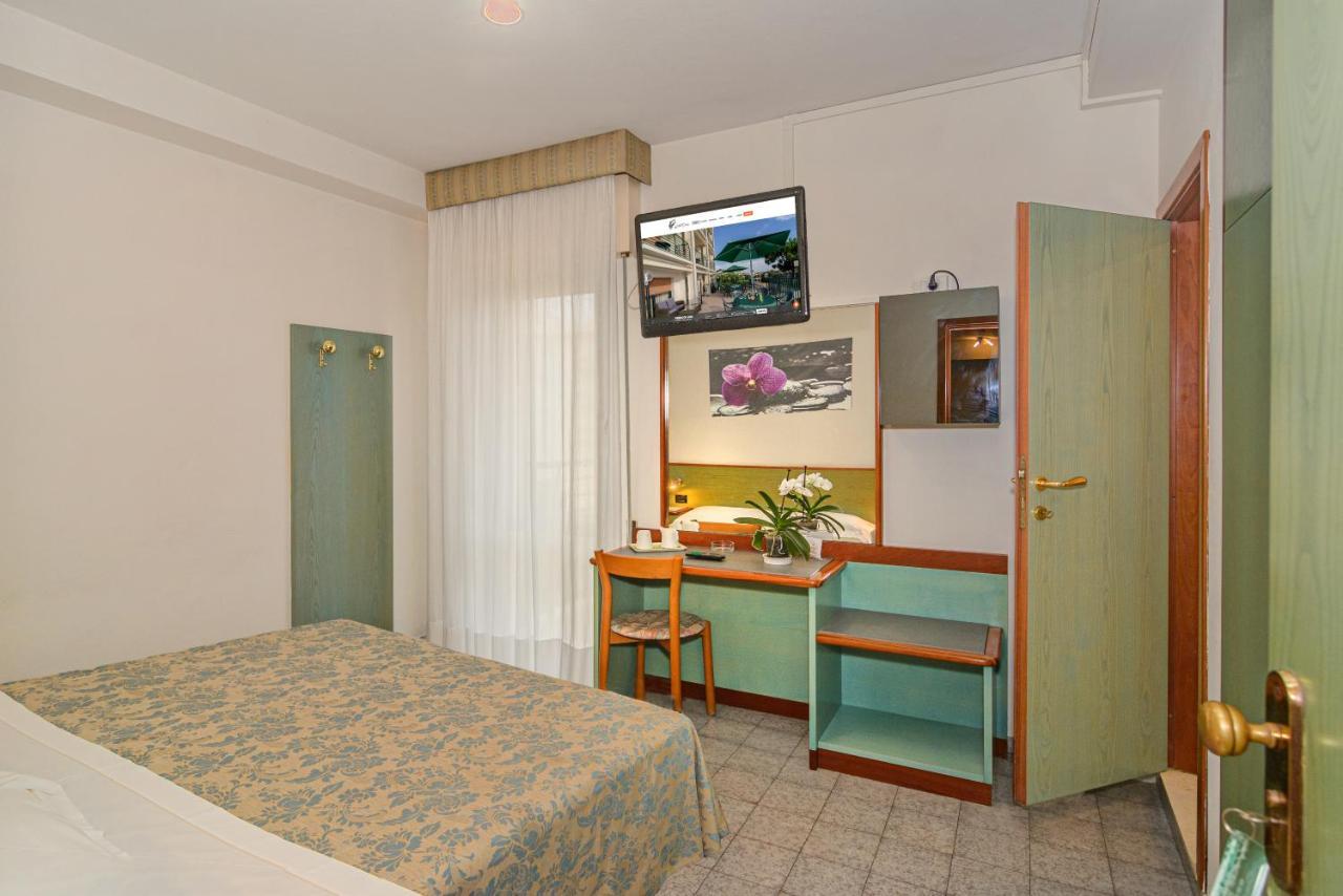 Hotel Paris Lido di Camaiore Eksteriør bilde