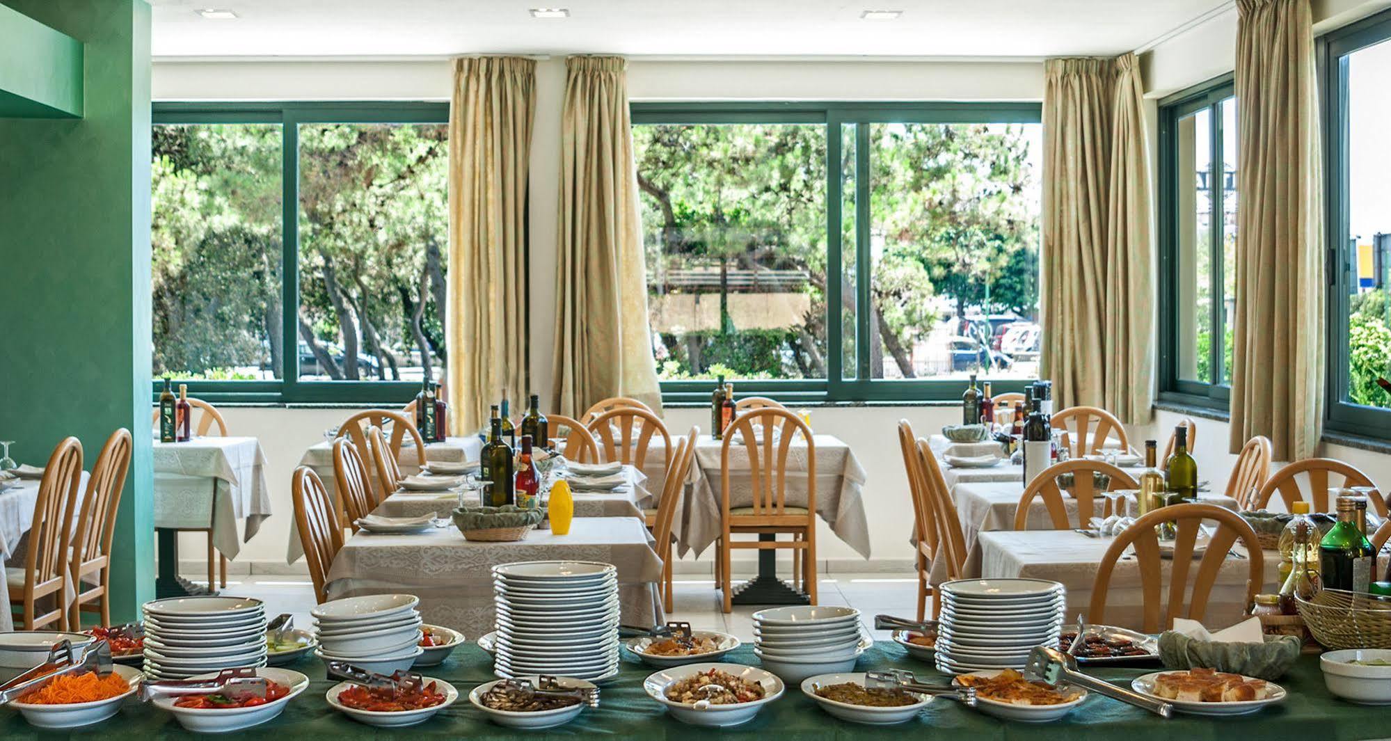 Hotel Paris Lido di Camaiore Eksteriør bilde