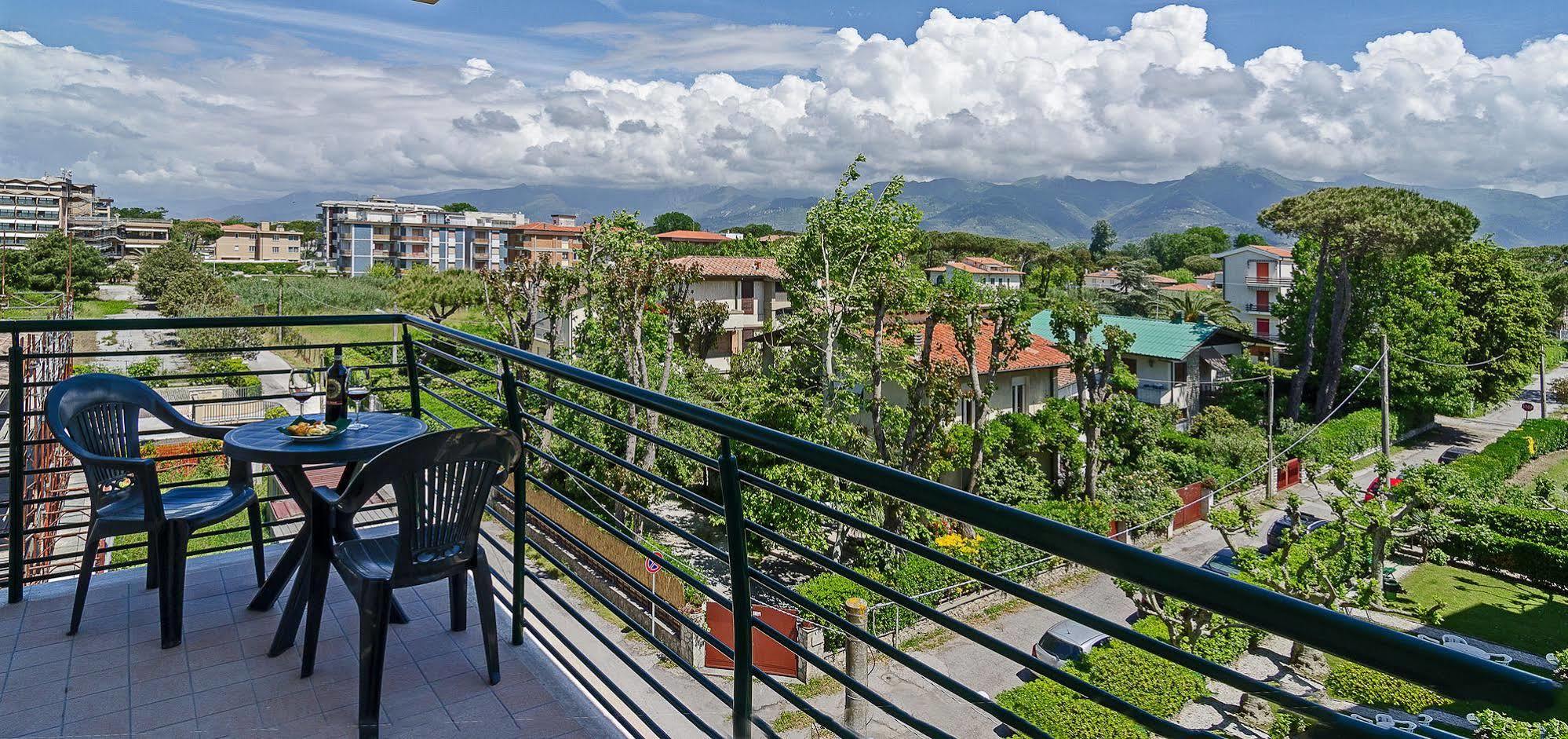 Hotel Paris Lido di Camaiore Eksteriør bilde